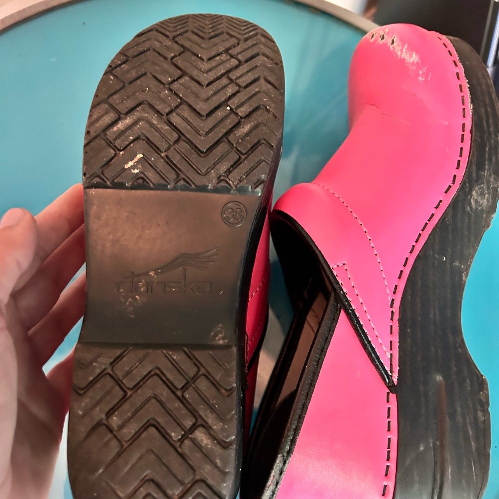 Pink Women's Clogs - Picture 3 of 3